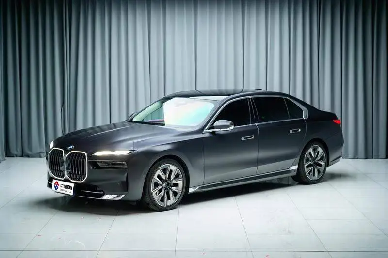 BMW 7 Series 2023 740Li Leading Luxury Package