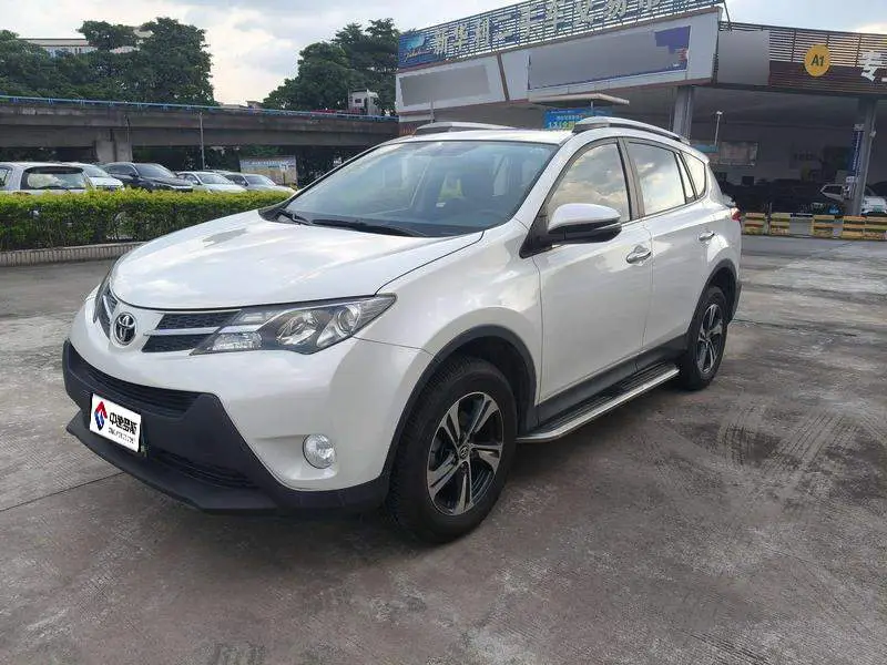 RAV4 Rongfang 2015 2.0L CVT 4WD New Edition
