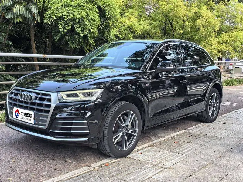 Audi Q5L 2020 40 TFSI Honor Fashion Edition