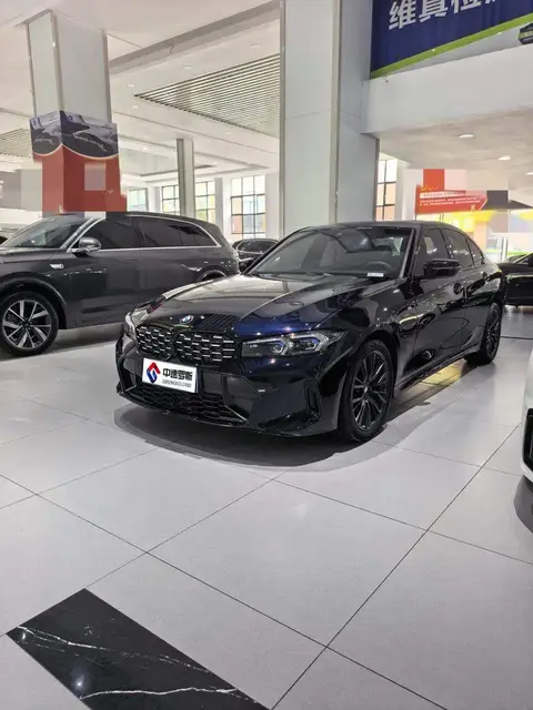 BMW 3 Serie 2023 330i M Sport Night Edition