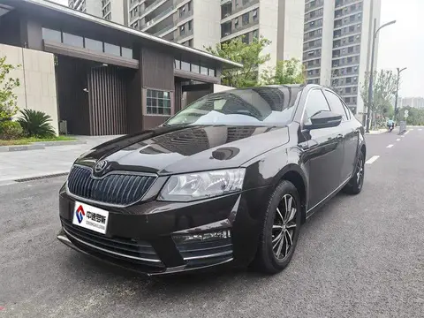Octavia 2017 TSI280 DSG Intelligent Driving Edition