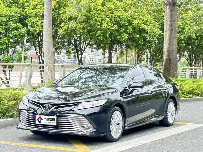 Camry 2019 2.5G Deluxe Edition National VI