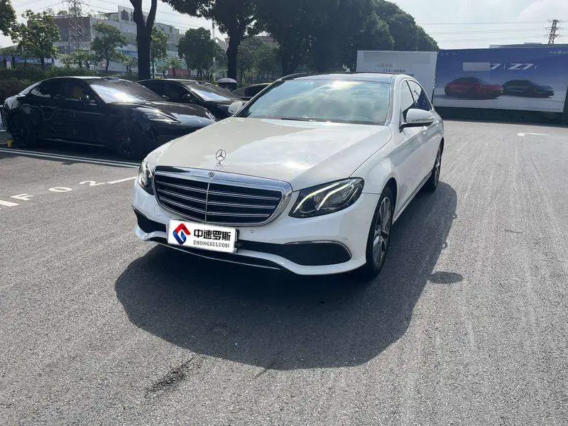 Mercedes-Benz E-Class 2016 E 300 L Fashion Edition