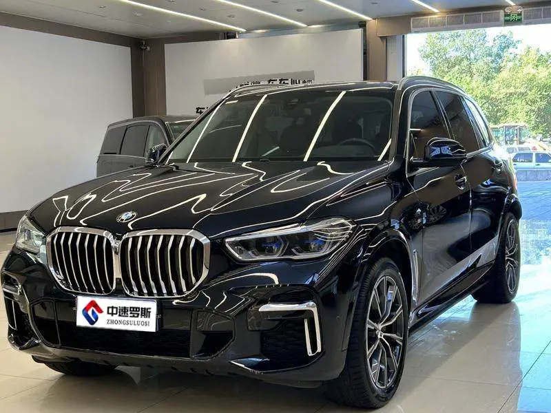 BMW X5 2022 xDrive 30Li Premium M Sport Package