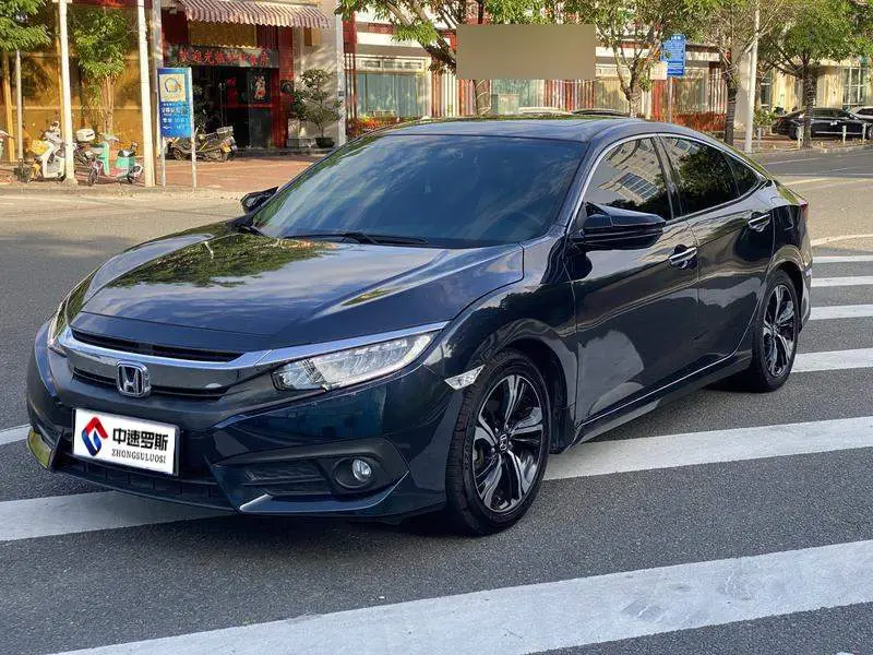 Civic 2016 220TURBO CVT Premium Edition