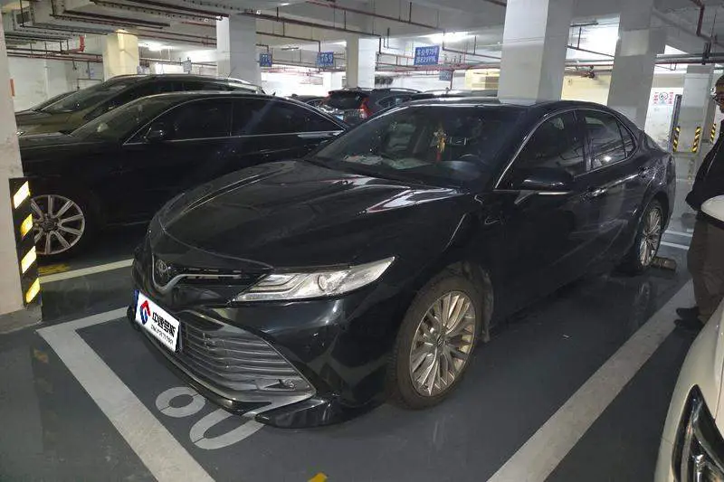 Camry 2018 2.5G Deluxe Edition