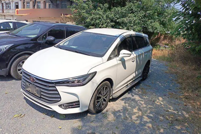 Song MAX 2018 1.5T Automatic Intelligent Connection Luxury 6 Seaters