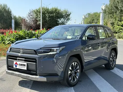 RAV4 2026 Hybrid 2.0L Two-Wheel Drive Luxury Edition