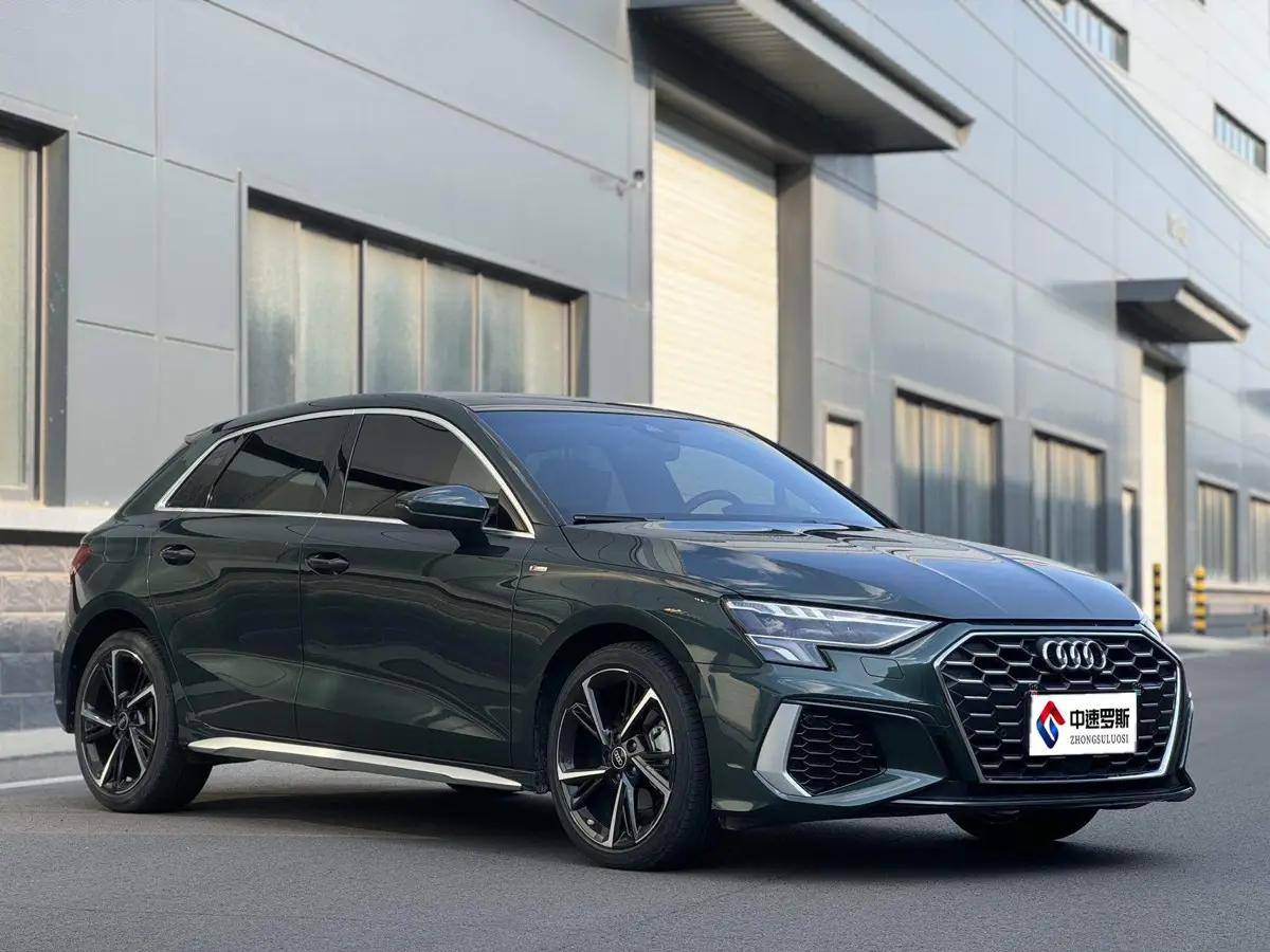 Audi A3 2023 Sportback 35 TFSI Stylish and sporty