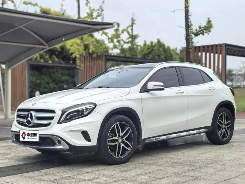 Mercedes-Benz GLA 2015 GLA 200 Fashion Edition