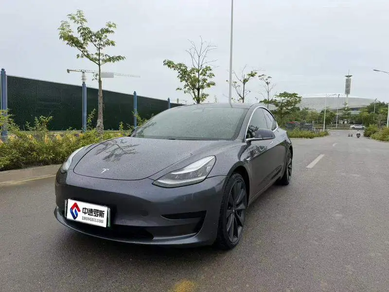 Model 3 2020 facelift standard range rear-wheel drive upgraded version