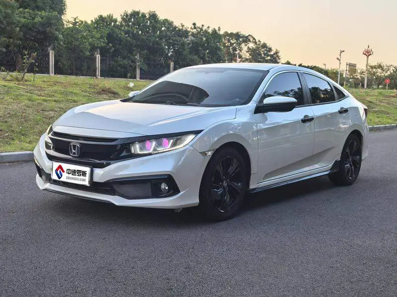 Civic 2019 220TURBO CVT Fuel Edition National VI