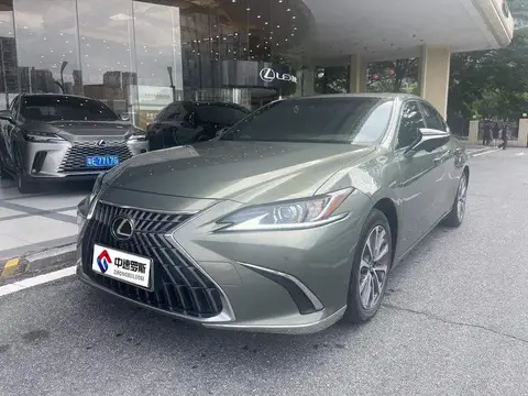 Lexus ES 2022 200 Excellence Edition