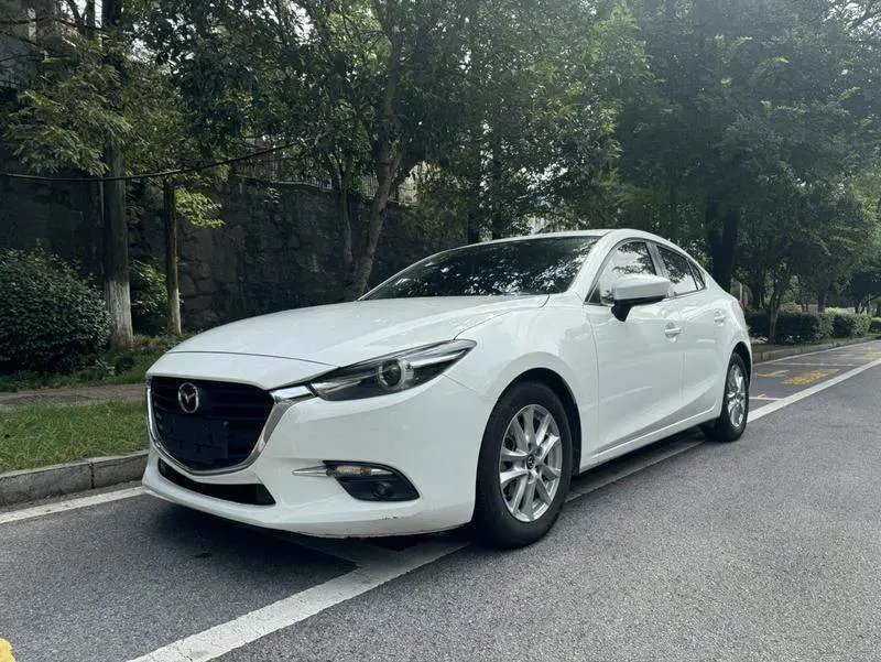 Mazda 3 Angkesaila 2017 Sedan 1.5L Automatic Luxury National VI