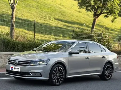 Passat 2016 330TSI DSG Royal Edition
