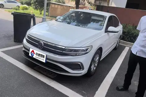 Bora 2023 200TSI DSG Free Edition