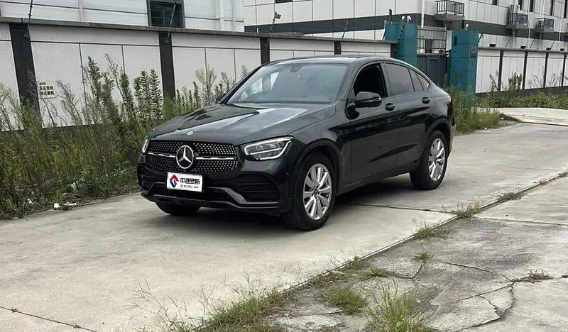 Mercedes-Benz GLC Coupe 2020 GLC 260 4MATIC Coupe SUV