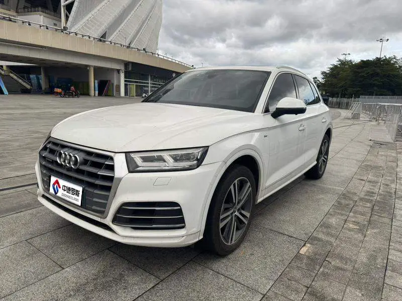 Audi Q5L 2018 40 TFSI Fashionable National VI