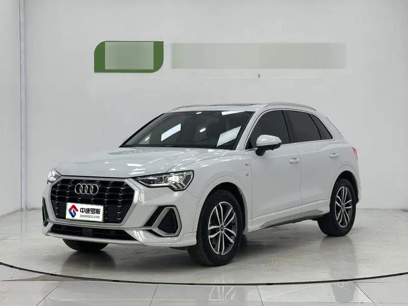 Audi Q3 2020 35 TFSI Stylish and Elegant