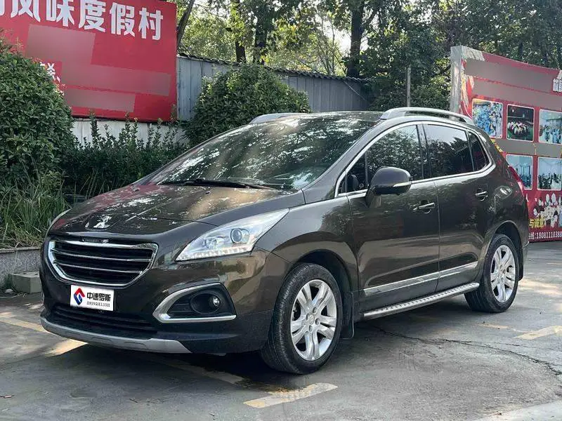 Peugeot 3008 2015 1.6THP Roland Garros Edition