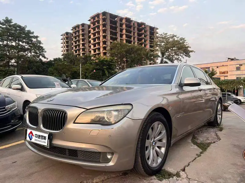 BMW 7 Series 2009 740Li Leading Model