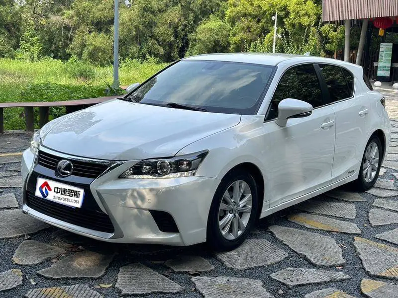 Lexus CT 2014 CT200h Elite Edition Monochrome