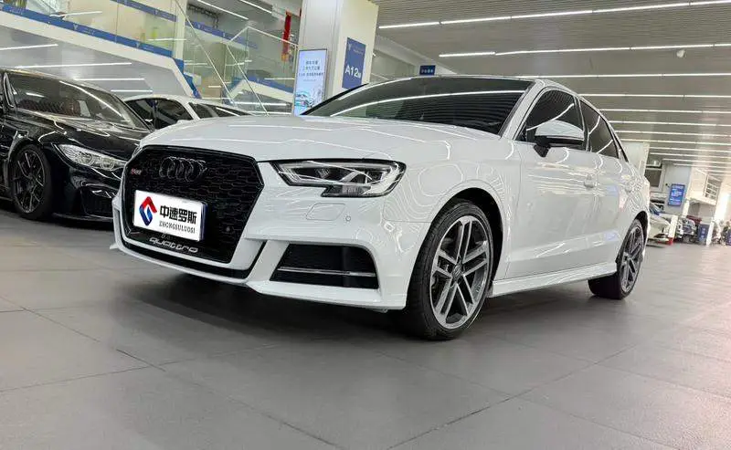 Audi A3 2020 Limousine 35 TFSI Sports National VI