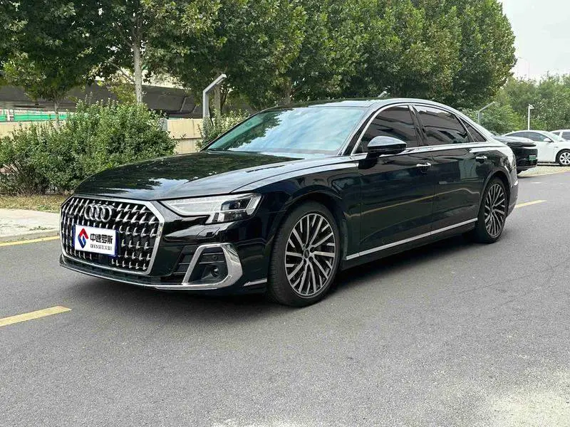 Audi A8 2024 A8L 55 TFSI quattro flagship model