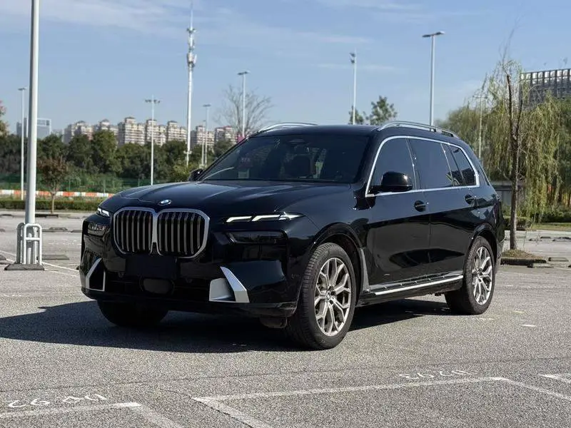 BMW X7 2023 xDrive40i Premium Luxury Package