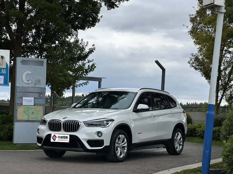 BMW X1 2016 sDrive18Li Premium Edition