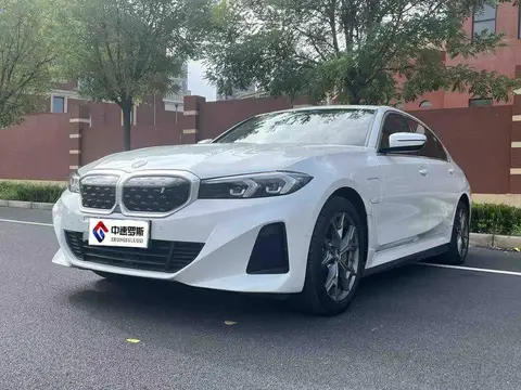 BMW i3 2022 eDrive 35 L
