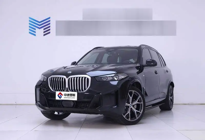 BMW X5 2023 xDrive 30Li Premium M Sport Night Edition
