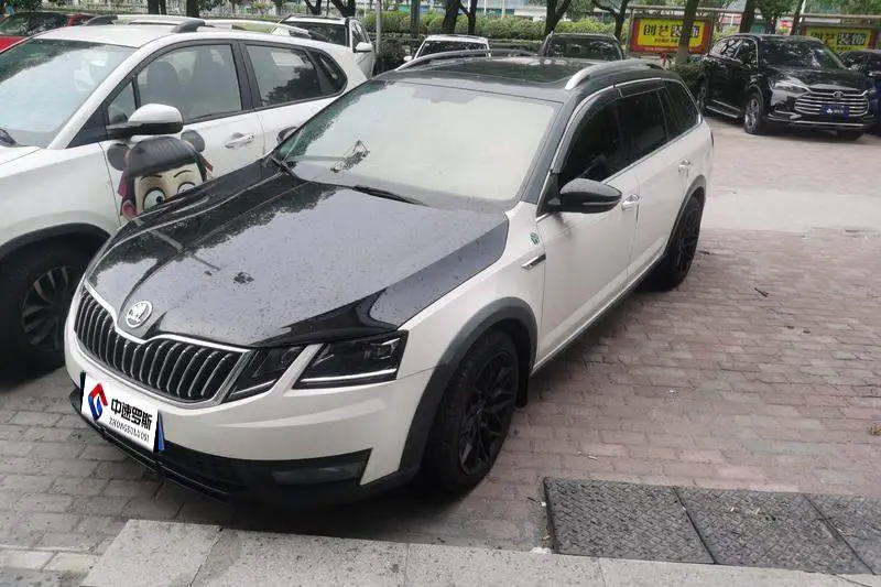 Octavia 2018 TSI280 DSG Luxury Edition