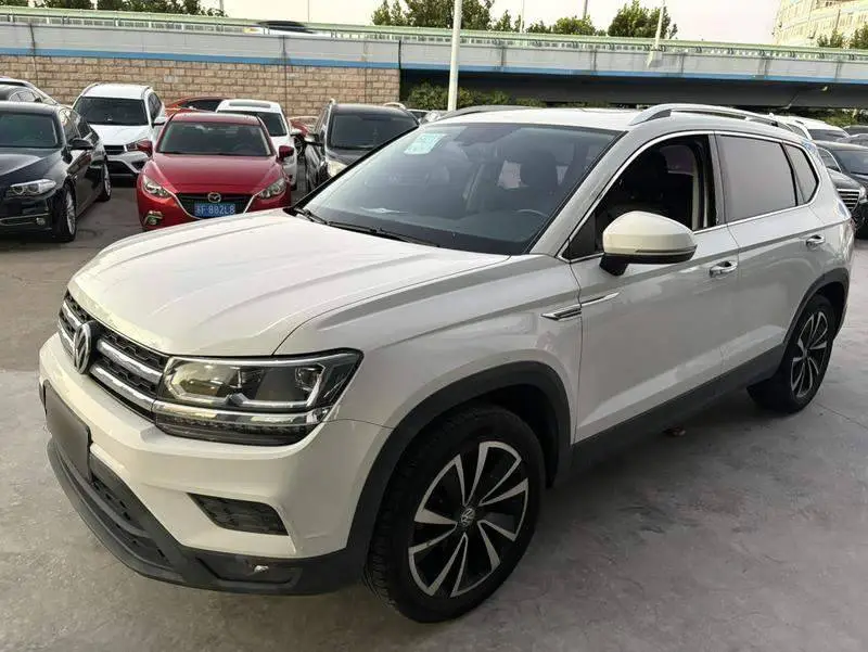 Tharu 2020 280TSI 2WD Luxury Edition National VI