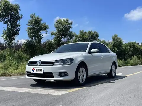 Bora 2014 1.6L Automatic Comfort