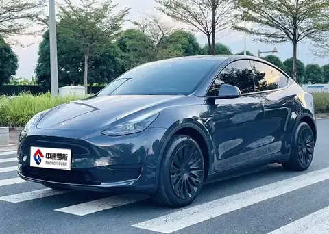 Model Y 2024 rear-wheel drive version