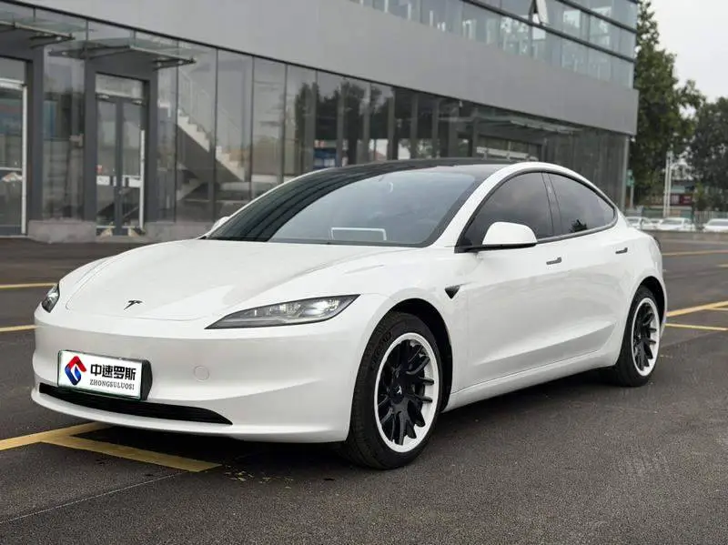 Модель 3 2023 rear-wheel drive version