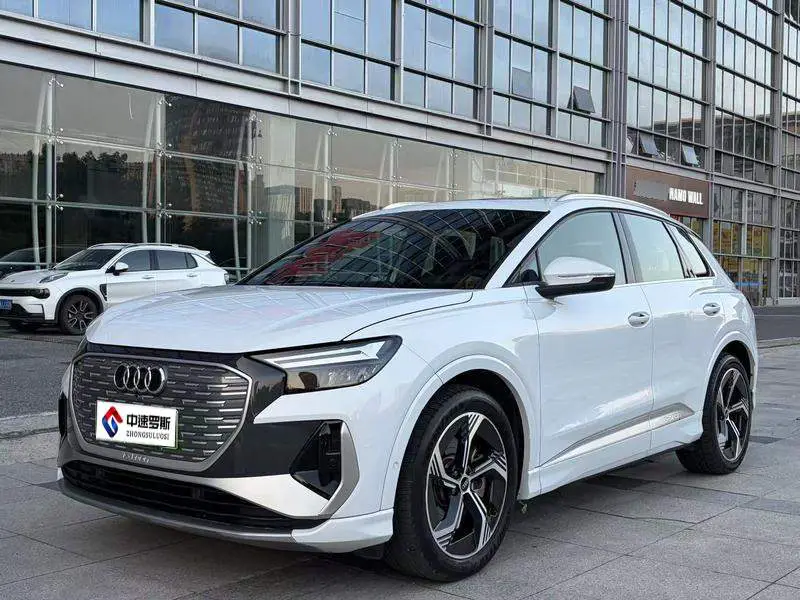 Audi Q4 e-tron 2023 40 e-tron Creative Edition