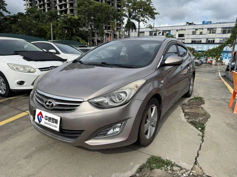 Elantra 2015 1.6L Automatic Fashion Modelo
