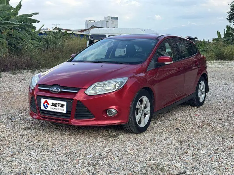 Fox 2012 Hatchback 1.6L Automatic Fashion Edition