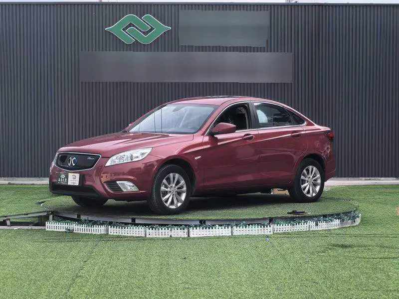 BAIC New Energy EU 2017 EU400 Enjoy Edition