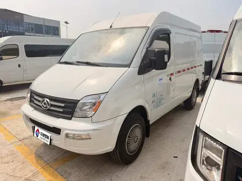 Xintu V80 2023 2.0T AMT Classic City King Short Axis Mid-Top 3 Seaters — Chinese EV export FOB Shanghai