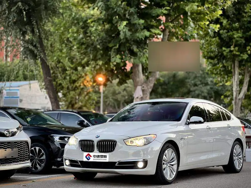 BMW 5 ซีรีส์ GT 2014 528i Luxury