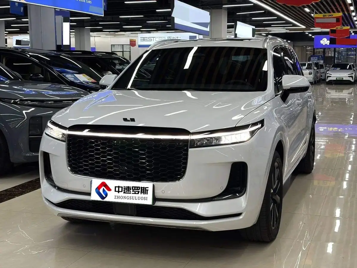 Ideal ONE 2021 Extended Range 6-seater Edition