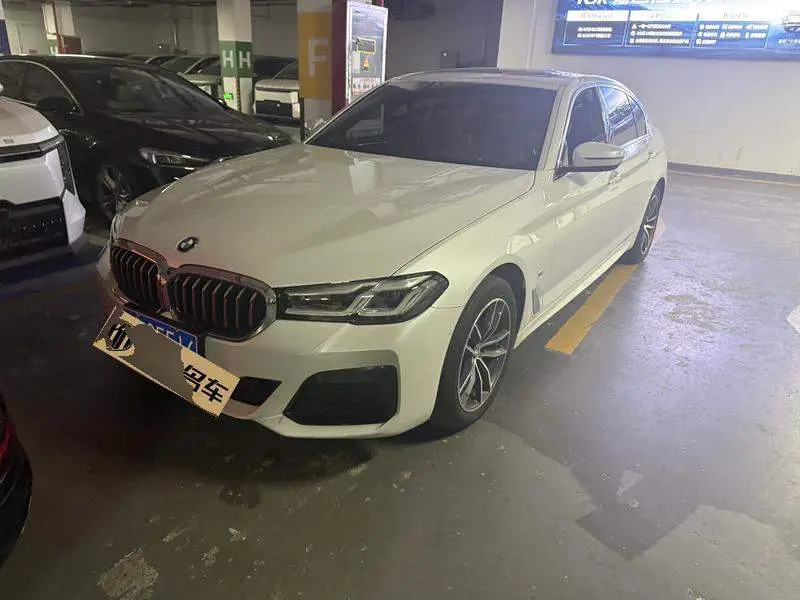 BMW 5 Series 2021 525Li M Sport Package