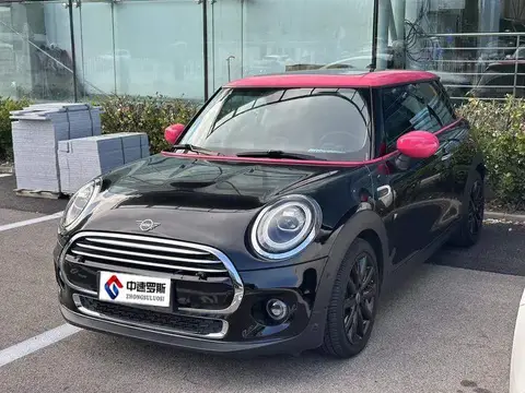 MINI 2018 1.5T COOPER Artist