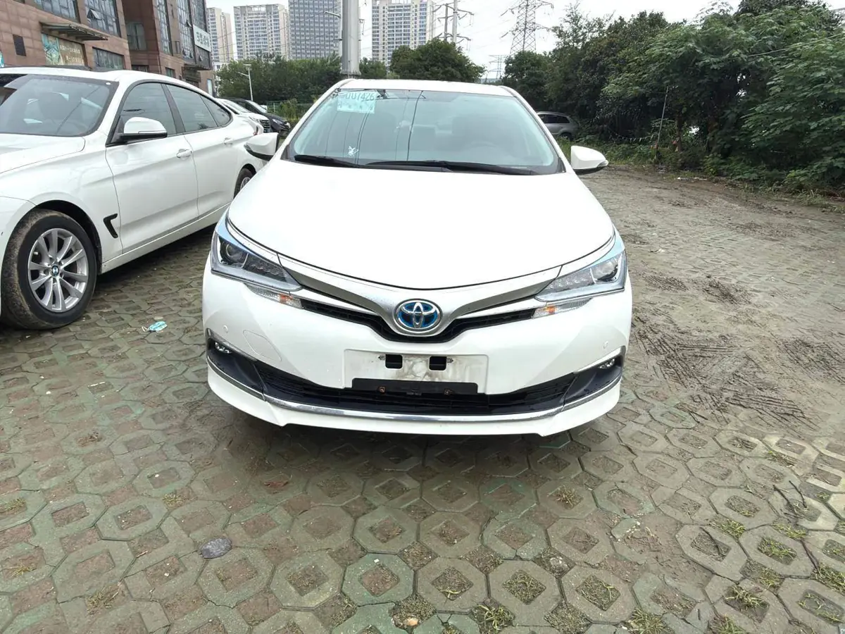 Corolla 2016 Hybrid 1.8L E-CVT Elite Edition