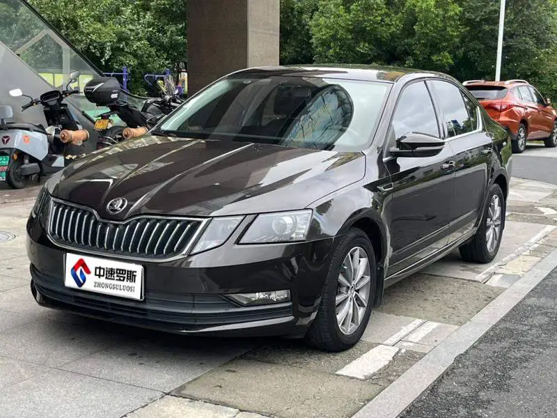 Octavia 2018 TSI230 DSG Comfort Edition
