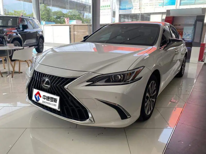 Lexus ES 2022 200 Excellence Edition