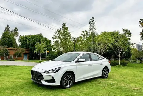 MG5 2021 300TGI DCT Luxury Trend Edition